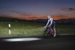 Sigma Aura-80 Und Blaze-Set Mit Akku Für USB-Ladegerät -Bieg Sigma Frontleuchte Batterieleuchte LED Akku Aura 80 Lux USB 17800 4016224178001 070 28037j